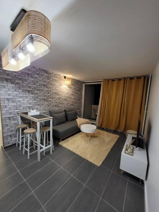 Apartamento Pepite Entre Paris Et Versailles Chaville Exterior foto